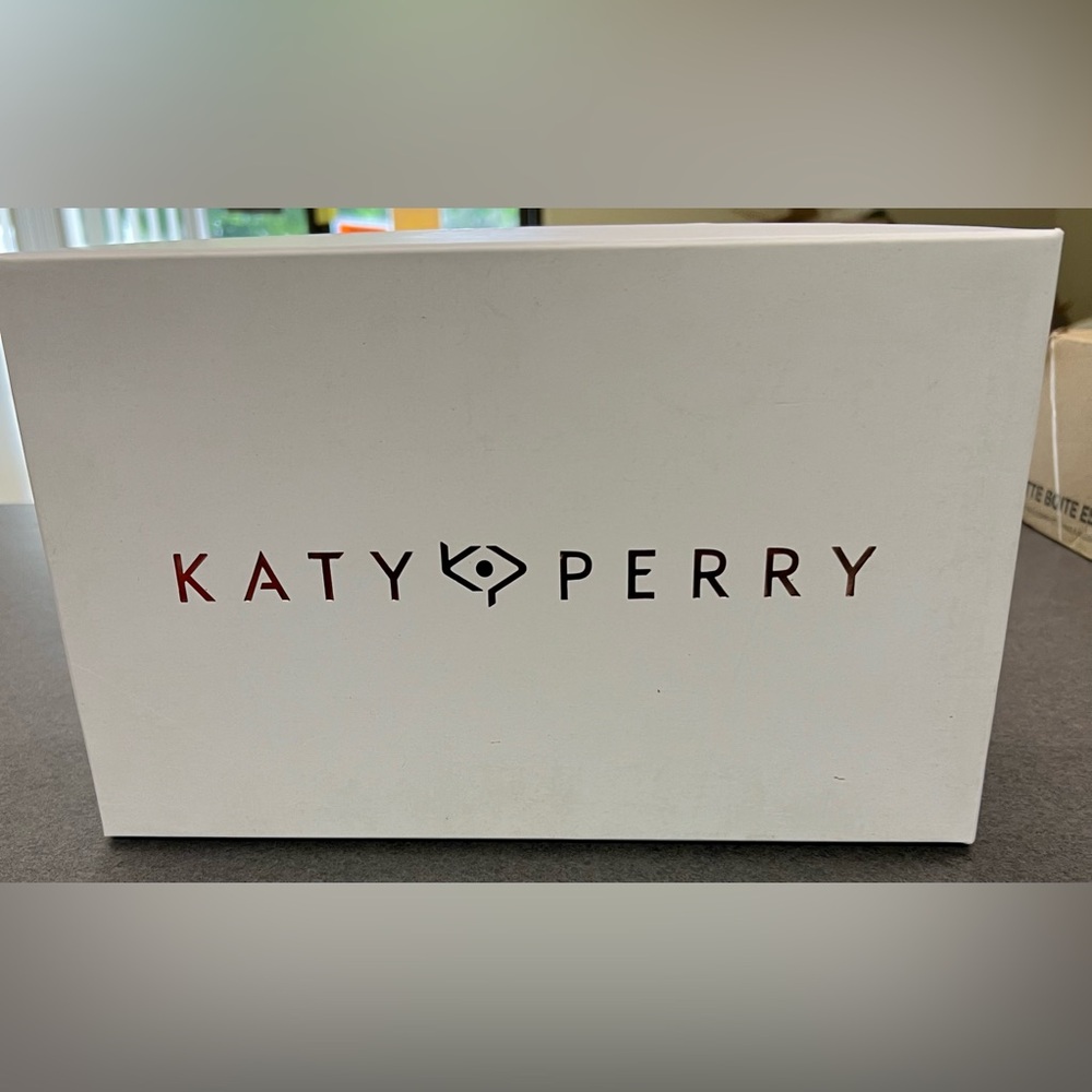 Katy Perry - size 5 M - NEW in box Gun Metal Gray Pointed Slip-On Mules with Bow - Picture 3 of 12